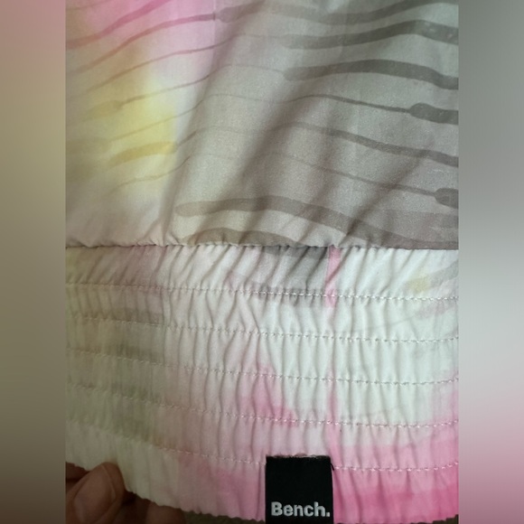 Bench windbreaker jacket - sz S - Picture 4 of 4